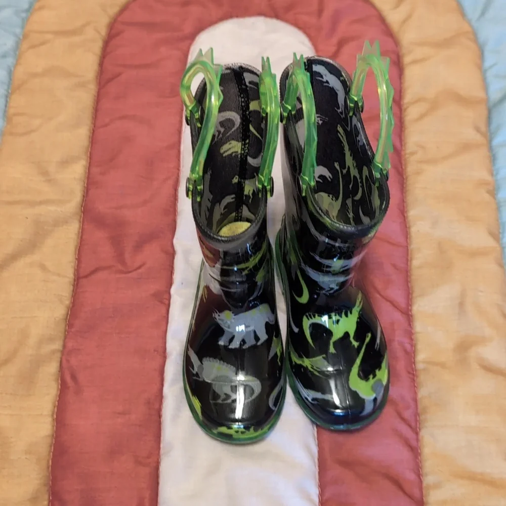 Western Chief Light-Up Rainboots